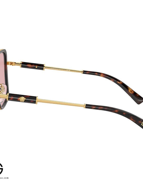 Load image into Gallery viewer, AmrGazzaz عمرو_قزاز LuxuryPerfumes عطور_فاخرة AuthenticPerfume عطور_أصلية NicheFragrance عطور_نيش PerfumeKSA عطور_السعودية ShopOnlineKSA تسوق_أونلاين LuxuryShopping متجر_عطور
