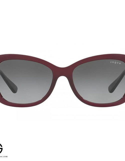 Load image into Gallery viewer, AmrGazzaz عمرو_قزاز LuxuryPerfumes عطور_فاخرة AuthenticPerfume عطور_أصلية NicheFragrance عطور_نيش PerfumeKSA عطور_السعودية ShopOnlineKSA تسوق_أونلاين LuxuryShopping متجر_عطور
