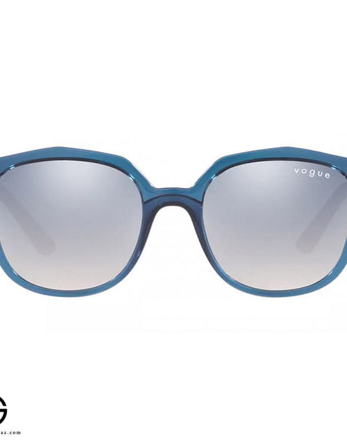 تحميل الصورة إلى عارض المعرض، AmrGazzaz عمرو_قزاز LuxuryPerfumes عطور_فاخرة AuthenticPerfume عطور_أصلية NicheFragrance عطور_نيش PerfumeKSA عطور_السعودية ShopOnlineKSA تسوق_أونلاين LuxuryShopping متجر_عطور
