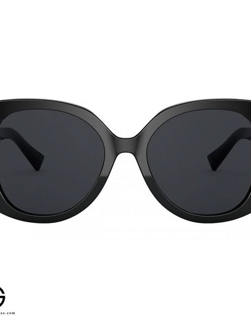 Load image into Gallery viewer, AmrGazzaz عمرو_قزاز LuxuryPerfumes عطور_فاخرة AuthenticPerfume عطور_أصلية NicheFragrance عطور_نيش PerfumeKSA عطور_السعودية ShopOnlineKSA تسوق_أونلاين LuxuryShopping متجر_عطور
