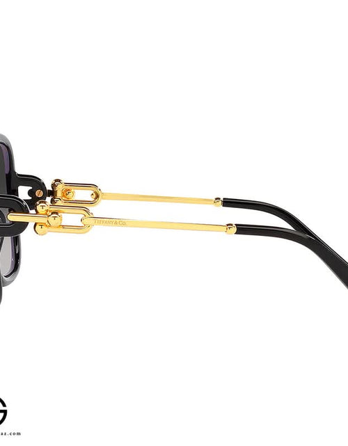 Load image into Gallery viewer, AmrGazzaz عمرو_قزاز LuxuryPerfumes عطور_فاخرة AuthenticPerfume عطور_أصلية NicheFragrance عطور_نيش PerfumeKSA عطور_السعودية ShopOnlineKSA تسوق_أونلاين LuxuryShopping متجر_عطور
