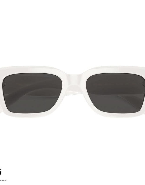 Load image into Gallery viewer, AmrGazzaz عمرو_قزاز LuxuryPerfumes عطور_فاخرة AuthenticPerfume عطور_أصلية NicheFragrance عطور_نيش PerfumeKSA عطور_السعودية ShopOnlineKSA تسوق_أونلاين LuxuryShopping متجر_عطور
