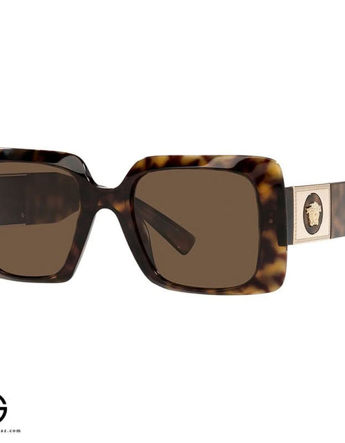 Load image into Gallery viewer, AmrGazzaz عمرو_قزاز LuxuryPerfumes عطور_فاخرة AuthenticPerfume عطور_أصلية NicheFragrance عطور_نيش PerfumeKSA عطور_السعودية ShopOnlineKSA تسوق_أونلاين LuxuryShopping متجر_عطور
