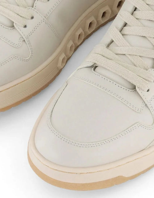 تحميل الصورة إلى عارض المعرض، AmrGazzaz عمرو_قزاز LuxuryPerfumes عطور_فاخرة AuthenticPerfume عطور_أصلية NicheFragrance عطور_نيش PerfumeKSA عطور_السعودية ShopOnlineKSA تسوق_أونلاين LuxuryShopping متجر_عطور
