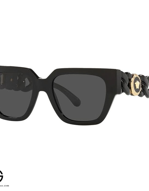 تحميل الصورة إلى عارض المعرض، AmrGazzaz عمرو_قزاز LuxuryPerfumes عطور_فاخرة AuthenticPerfume عطور_أصلية NicheFragrance عطور_نيش PerfumeKSA عطور_السعودية ShopOnlineKSA تسوق_أونلاين LuxuryShopping متجر_عطور
