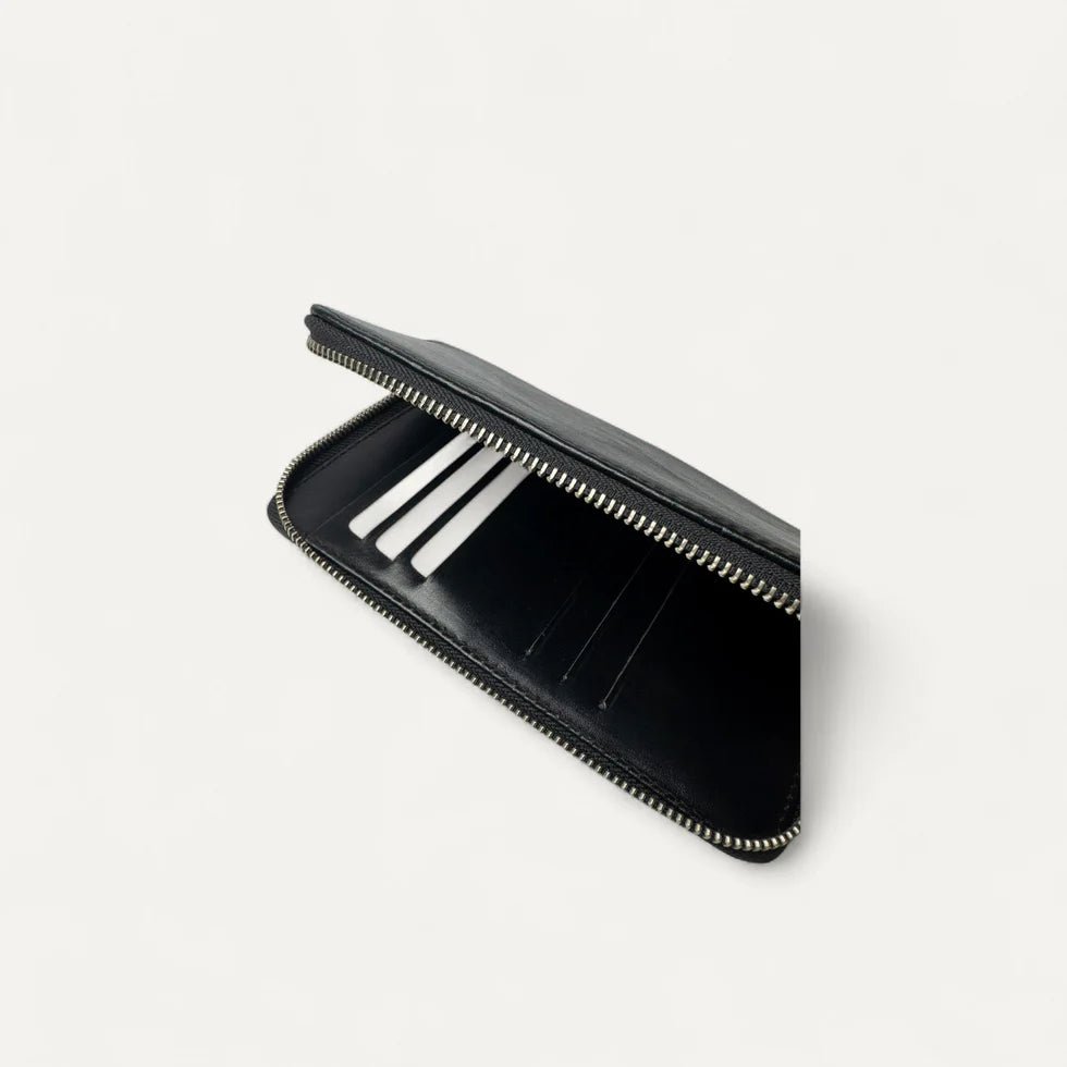 AmrGazzaz عمرو_قزاز LuxuryPerfumes عطور_فاخرة AuthenticPerfume عطور_أصلية NicheFragrance عطور_نيش PerfumeKSA عطور_السعودية ShopOnlineKSA تسوق_أونلاين LuxuryShopping متجر_عطور