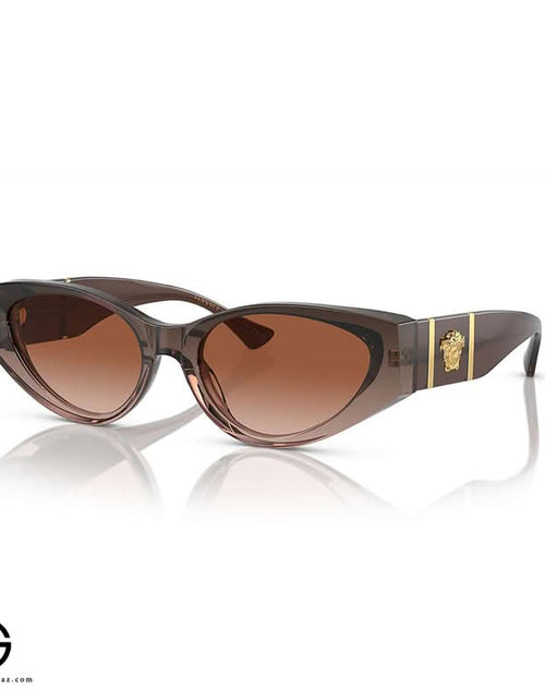 Load image into Gallery viewer, AmrGazzaz عمرو_قزاز LuxuryPerfumes عطور_فاخرة AuthenticPerfume عطور_أصلية NicheFragrance عطور_نيش PerfumeKSA عطور_السعودية ShopOnlineKSA تسوق_أونلاين LuxuryShopping متجر_عطور
