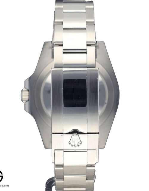 تحميل الصورة إلى عارض المعرض، AmrGazzaz عمرو_قزاز LuxuryPerfumes عطور_فاخرة AuthenticPerfume عطور_أصلية NicheFragrance عطور_نيش PerfumeKSA عطور_السعودية ShopOnlineKSA تسوق_أونلاين LuxuryShopping متجر_عطور
