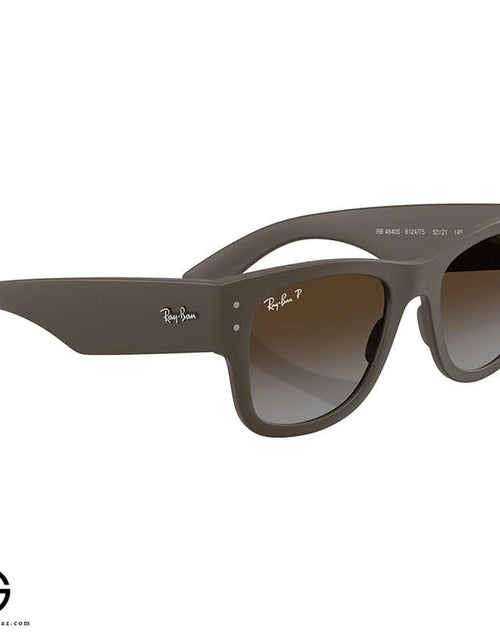 Load image into Gallery viewer, AmrGazzaz عمرو_قزاز LuxuryPerfumes عطور_فاخرة AuthenticPerfume عطور_أصلية NicheFragrance عطور_نيش PerfumeKSA عطور_السعودية ShopOnlineKSA تسوق_أونلاين LuxuryShopping متجر_عطور
