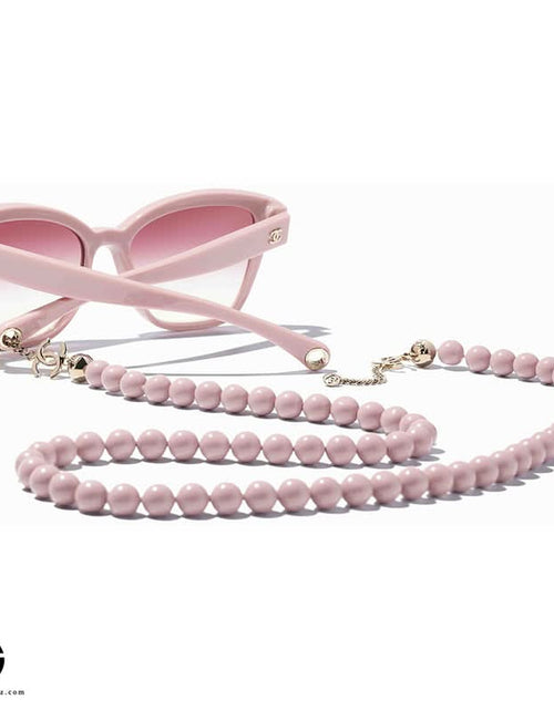 تحميل الصورة إلى عارض المعرض، AmrGazzaz عمرو_قزاز LuxuryPerfumes عطور_فاخرة AuthenticPerfume عطور_أصلية NicheFragrance عطور_نيش PerfumeKSA عطور_السعودية ShopOnlineKSA تسوق_أونلاين LuxuryShopping متجر_عطور
