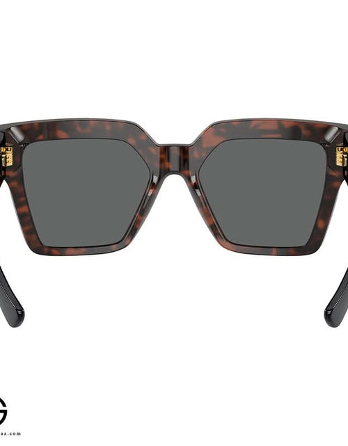 Load image into Gallery viewer, AmrGazzaz عمرو_قزاز LuxuryPerfumes عطور_فاخرة AuthenticPerfume عطور_أصلية NicheFragrance عطور_نيش PerfumeKSA عطور_السعودية ShopOnlineKSA تسوق_أونلاين LuxuryShopping متجر_عطور
