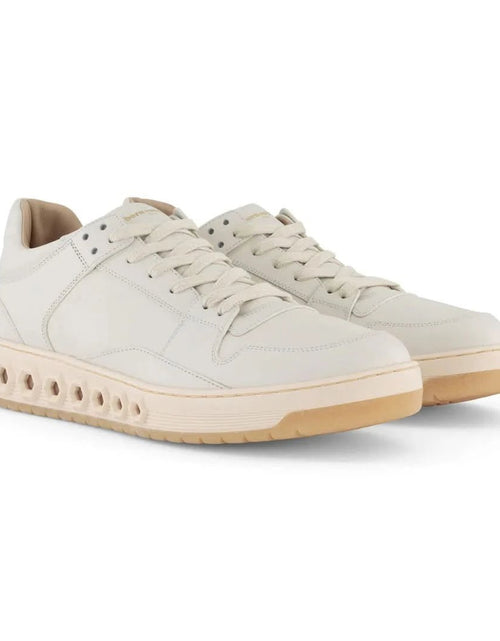 تحميل الصورة إلى عارض المعرض، AmrGazzaz عمرو_قزاز LuxuryPerfumes عطور_فاخرة AuthenticPerfume عطور_أصلية NicheFragrance عطور_نيش PerfumeKSA عطور_السعودية ShopOnlineKSA تسوق_أونلاين LuxuryShopping متجر_عطور
