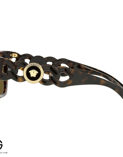 Load image into Gallery viewer, AmrGazzaz عمرو_قزاز LuxuryPerfumes عطور_فاخرة AuthenticPerfume عطور_أصلية NicheFragrance عطور_نيش PerfumeKSA عطور_السعودية ShopOnlineKSA تسوق_أونلاين LuxuryShopping متجر_عطور
