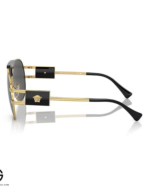 Load image into Gallery viewer, AmrGazzaz عمرو_قزاز LuxuryPerfumes عطور_فاخرة AuthenticPerfume عطور_أصلية NicheFragrance عطور_نيش PerfumeKSA عطور_السعودية ShopOnlineKSA تسوق_أونلاين LuxuryShopping متجر_عطور
