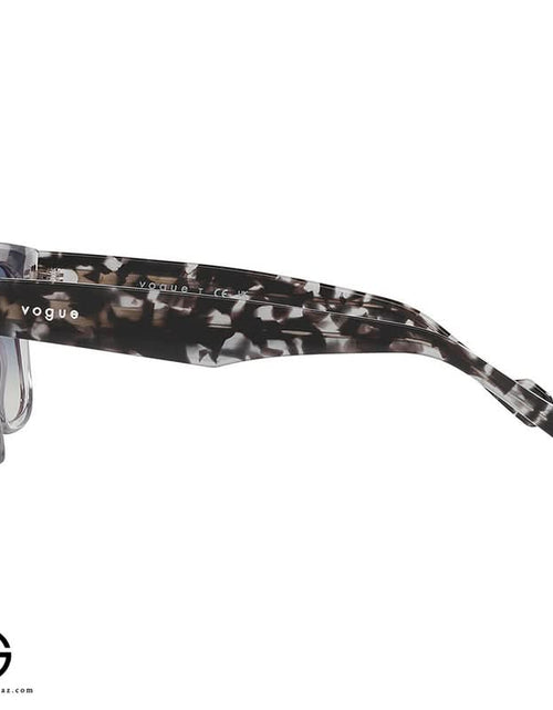 Load image into Gallery viewer, AmrGazzaz عمرو_قزاز LuxuryPerfumes عطور_فاخرة AuthenticPerfume عطور_أصلية NicheFragrance عطور_نيش PerfumeKSA عطور_السعودية ShopOnlineKSA تسوق_أونلاين LuxuryShopping متجر_عطور
