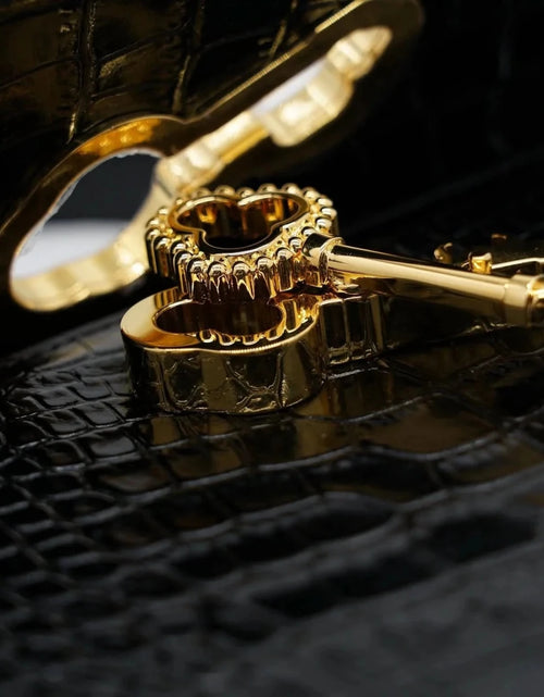 تحميل الصورة إلى عارض المعرض، AmrGazzaz عمرو_قزاز LuxuryPerfumes عطور_فاخرة AuthenticPerfume عطور_أصلية NicheFragrance عطور_نيش PerfumeKSA عطور_السعودية ShopOnlineKSA تسوق_أونلاين LuxuryShopping متجر_عطور

