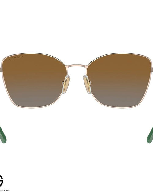 Load image into Gallery viewer, AmrGazzaz عمرو_قزاز LuxuryPerfumes عطور_فاخرة AuthenticPerfume عطور_أصلية NicheFragrance عطور_نيش PerfumeKSA عطور_السعودية ShopOnlineKSA تسوق_أونلاين LuxuryShopping متجر_عطور
