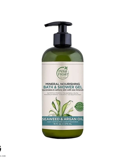 Load image into Gallery viewer, AmrGazzaz عمرو_قزاز LuxuryPerfumes عطور_فاخرة AuthenticPerfume عطور_أصلية NicheFragrance عطور_نيش PerfumeKSA عطور_السعودية ShopOnlineKSA تسوق_أونلاين LuxuryShopping متجر_عطور
