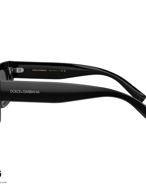 Load image into Gallery viewer, AmrGazzaz عمرو_قزاز LuxuryPerfumes عطور_فاخرة AuthenticPerfume عطور_أصلية NicheFragrance عطور_نيش PerfumeKSA عطور_السعودية ShopOnlineKSA تسوق_أونلاين LuxuryShopping متجر_عطور
