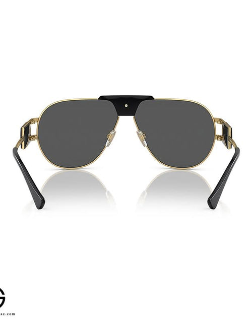 Load image into Gallery viewer, AmrGazzaz عمرو_قزاز LuxuryPerfumes عطور_فاخرة AuthenticPerfume عطور_أصلية NicheFragrance عطور_نيش PerfumeKSA عطور_السعودية ShopOnlineKSA تسوق_أونلاين LuxuryShopping متجر_عطور
