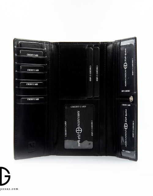 Load image into Gallery viewer, AmrGazzaz عمرو_قزاز LuxuryPerfumes عطور_فاخرة AuthenticPerfume عطور_أصلية NicheFragrance عطور_نيش PerfumeKSA عطور_السعودية ShopOnlineKSA تسوق_أونلاين LuxuryShopping متجر_عطور
