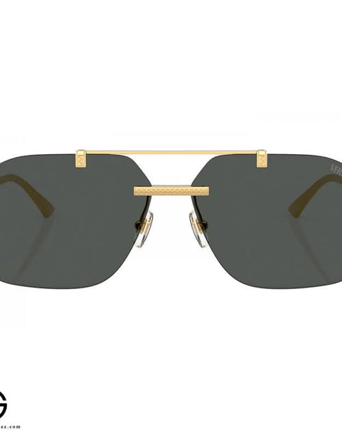 Load image into Gallery viewer, AmrGazzaz عمرو_قزاز LuxuryPerfumes عطور_فاخرة AuthenticPerfume عطور_أصلية NicheFragrance عطور_نيش PerfumeKSA عطور_السعودية ShopOnlineKSA تسوق_أونلاين LuxuryShopping متجر_عطور
