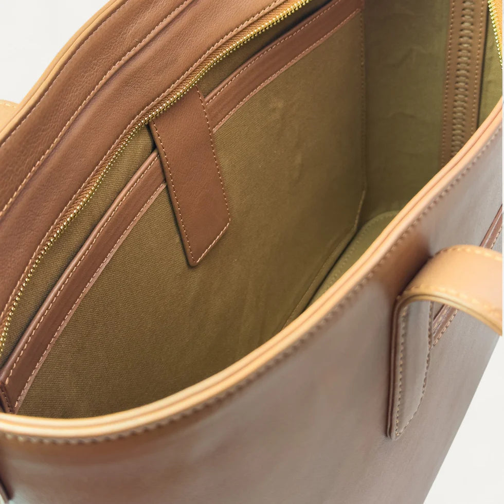 Astrid Tote In Calf Leather Camel