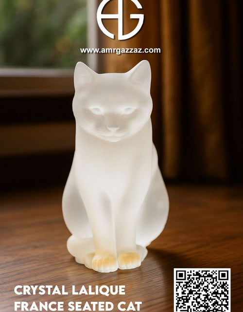 Load image into Gallery viewer, Crystal Lalique France Seated Cat

