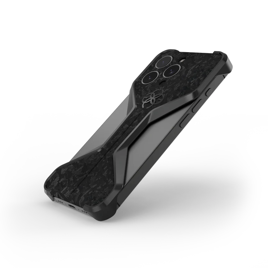 iPhone Case / Capsule 16 - Black