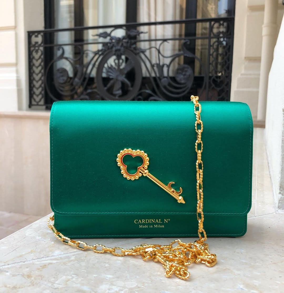 Cardinal gold plated chain 001