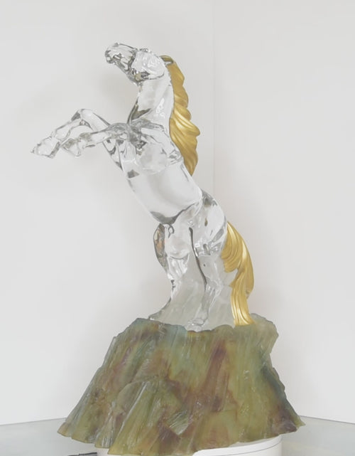 Load and play video in Gallery viewer, Daum limited edition – Grand Crystal clear Horse
