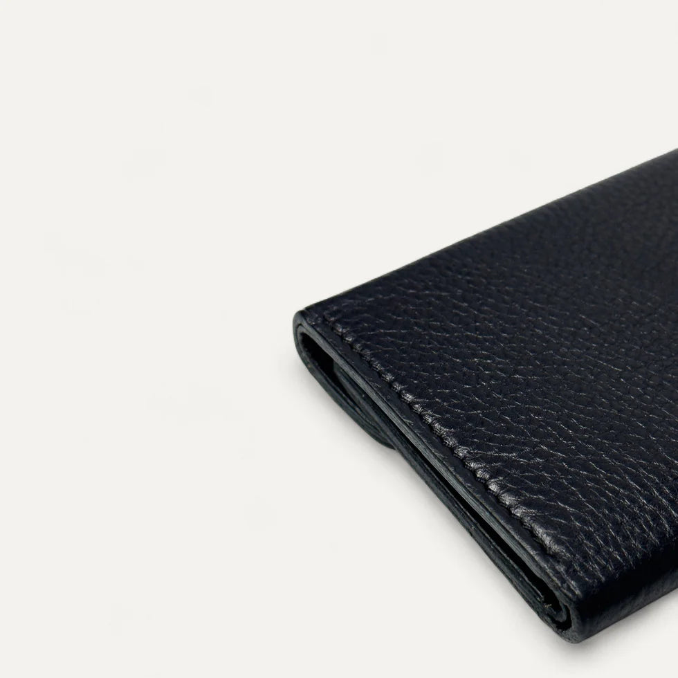 Victoria Trifold Wallet Black