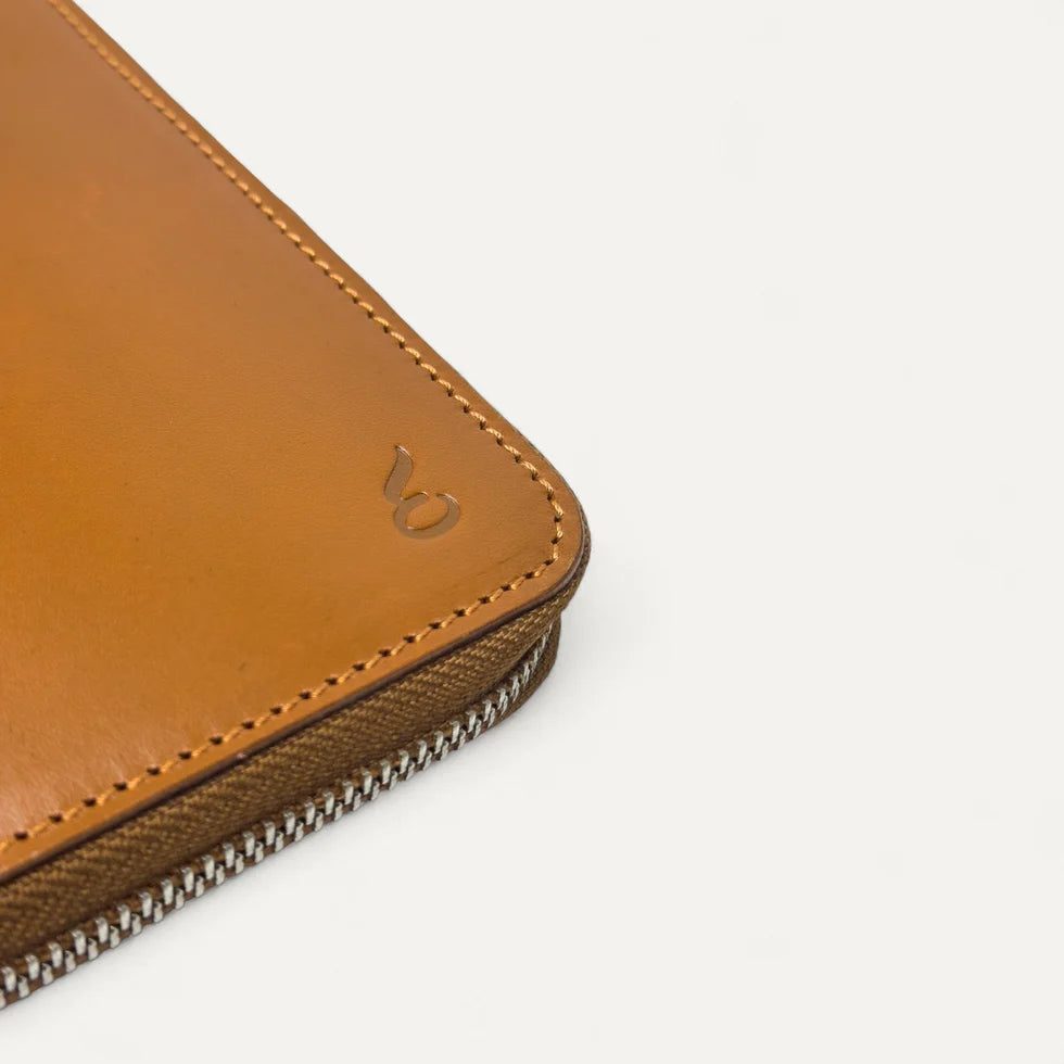 Voyager Travel Folio mustard