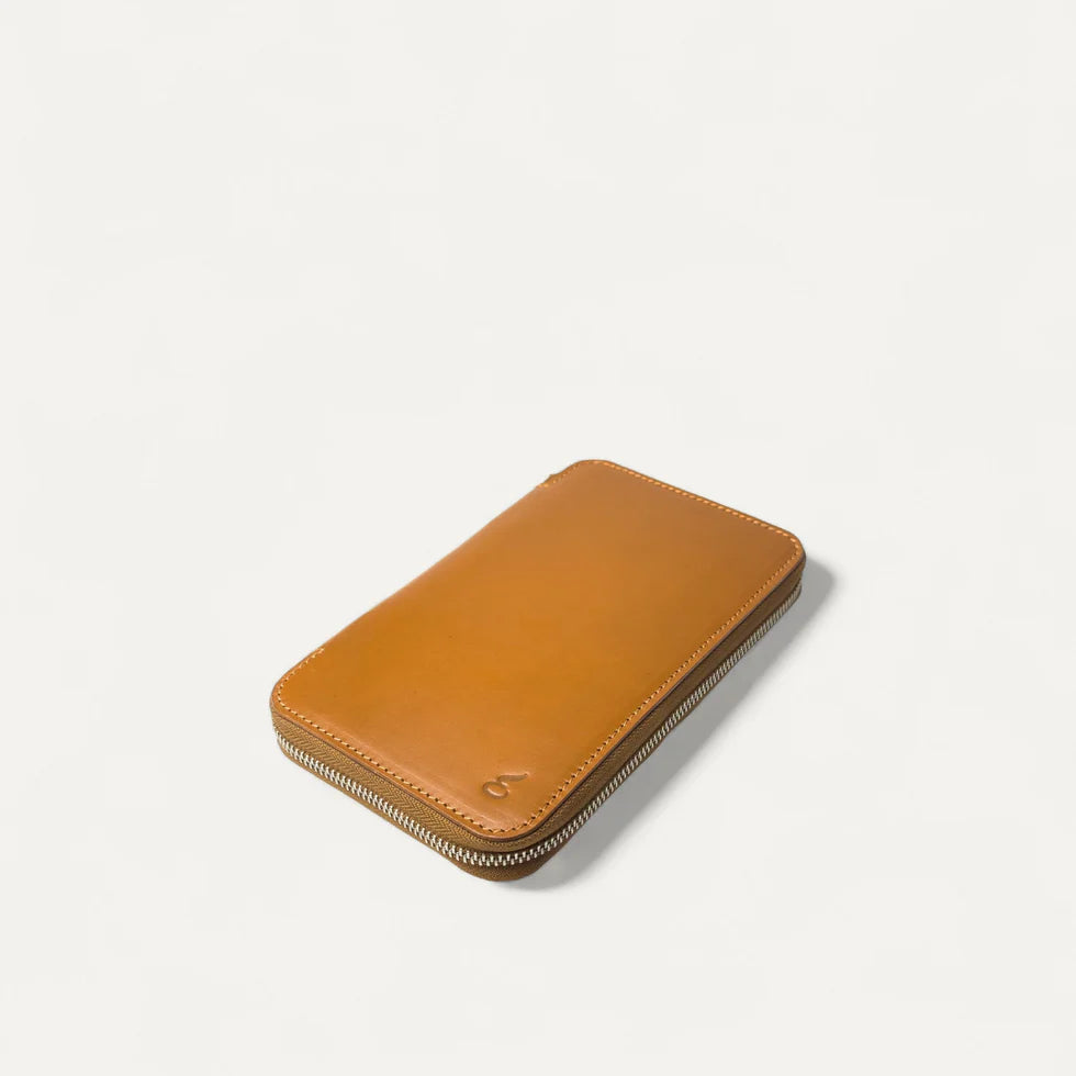 Voyager Travel Folio mustard