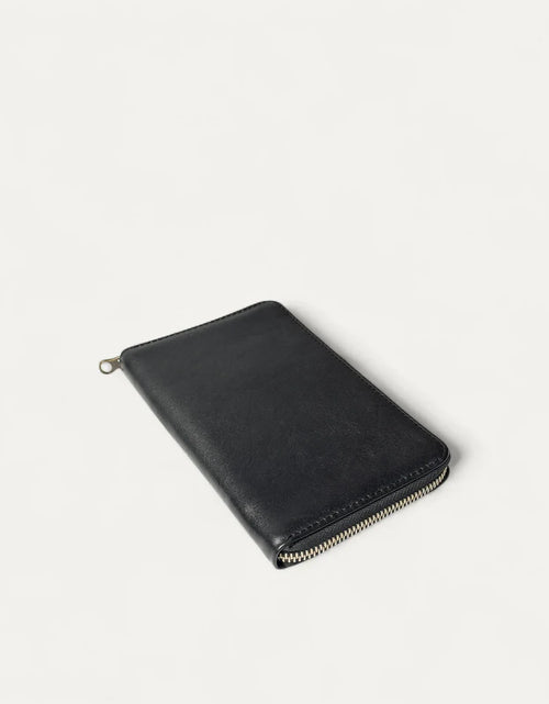 Load image into Gallery viewer, Voyager Travel Wallet Black
