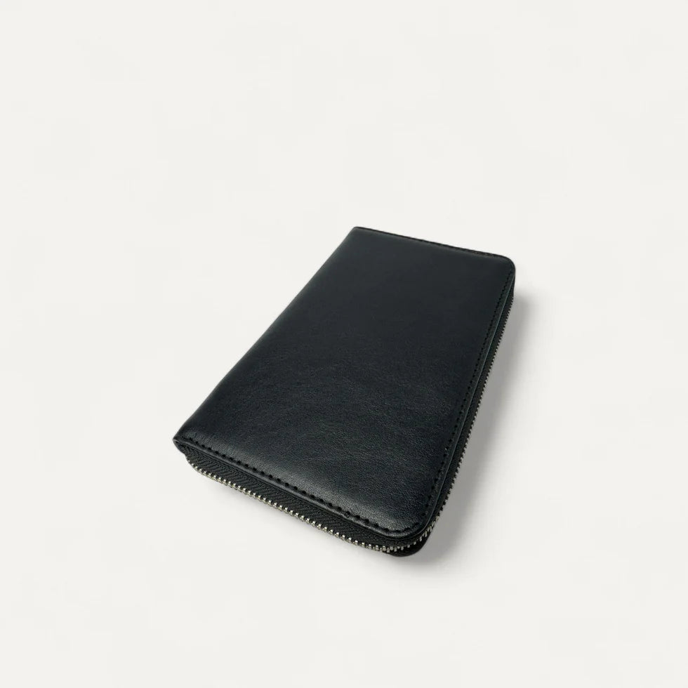 Voyager Travel Wallet Black