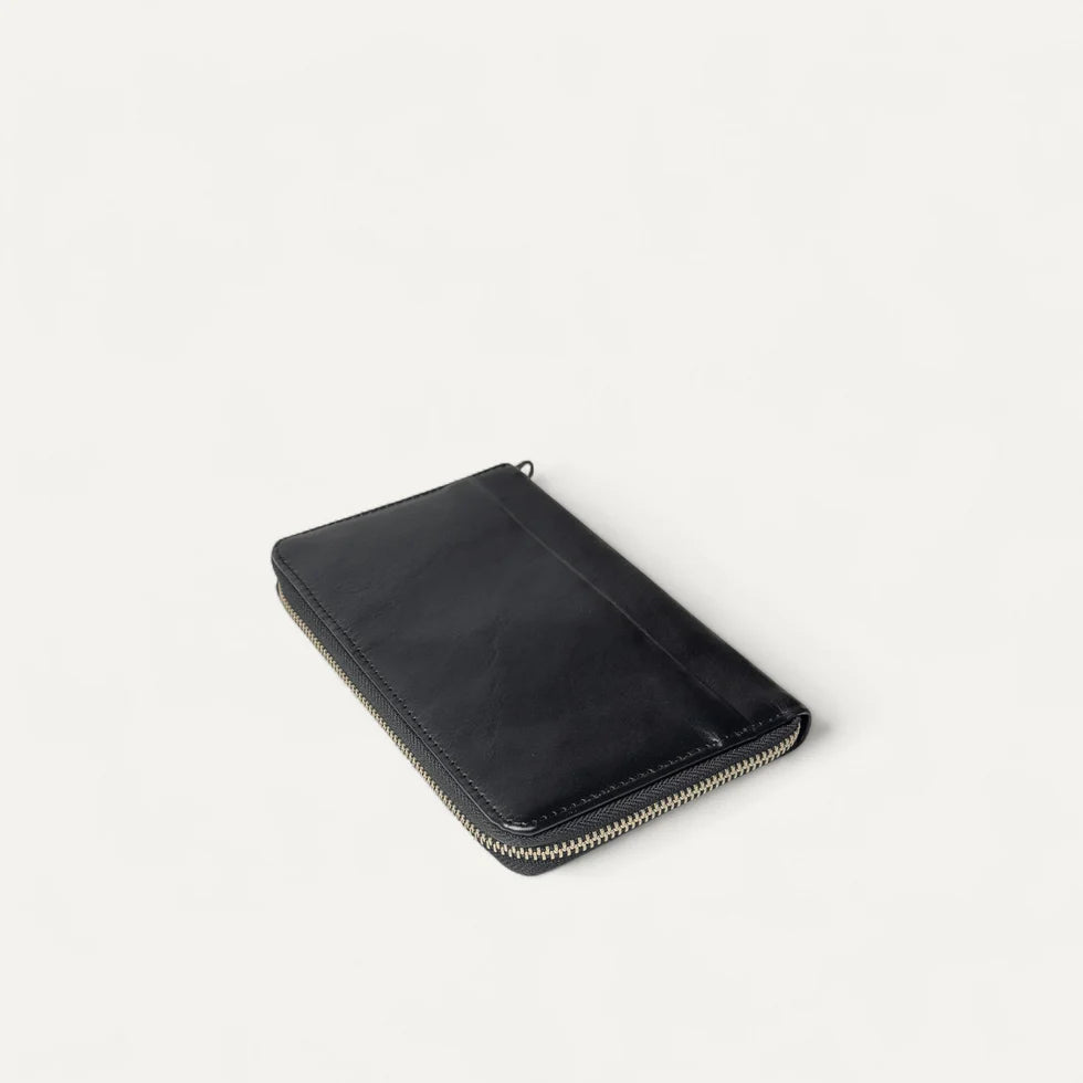 Voyager Travel Wallet Black
